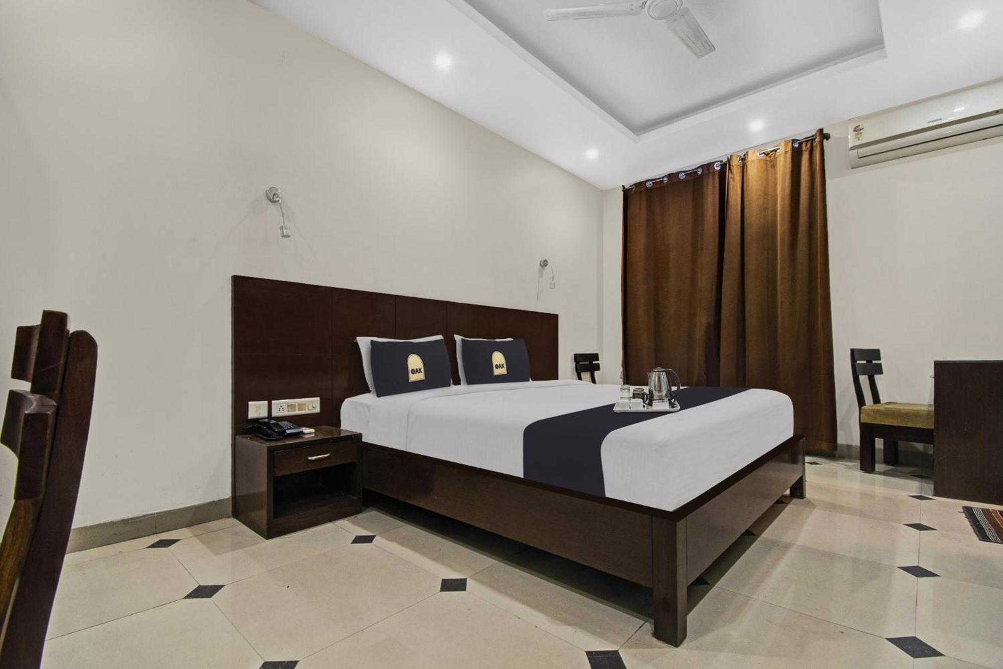 Townhouse Oak Hotel Heritage Heights Jaipur Eksteriør billede