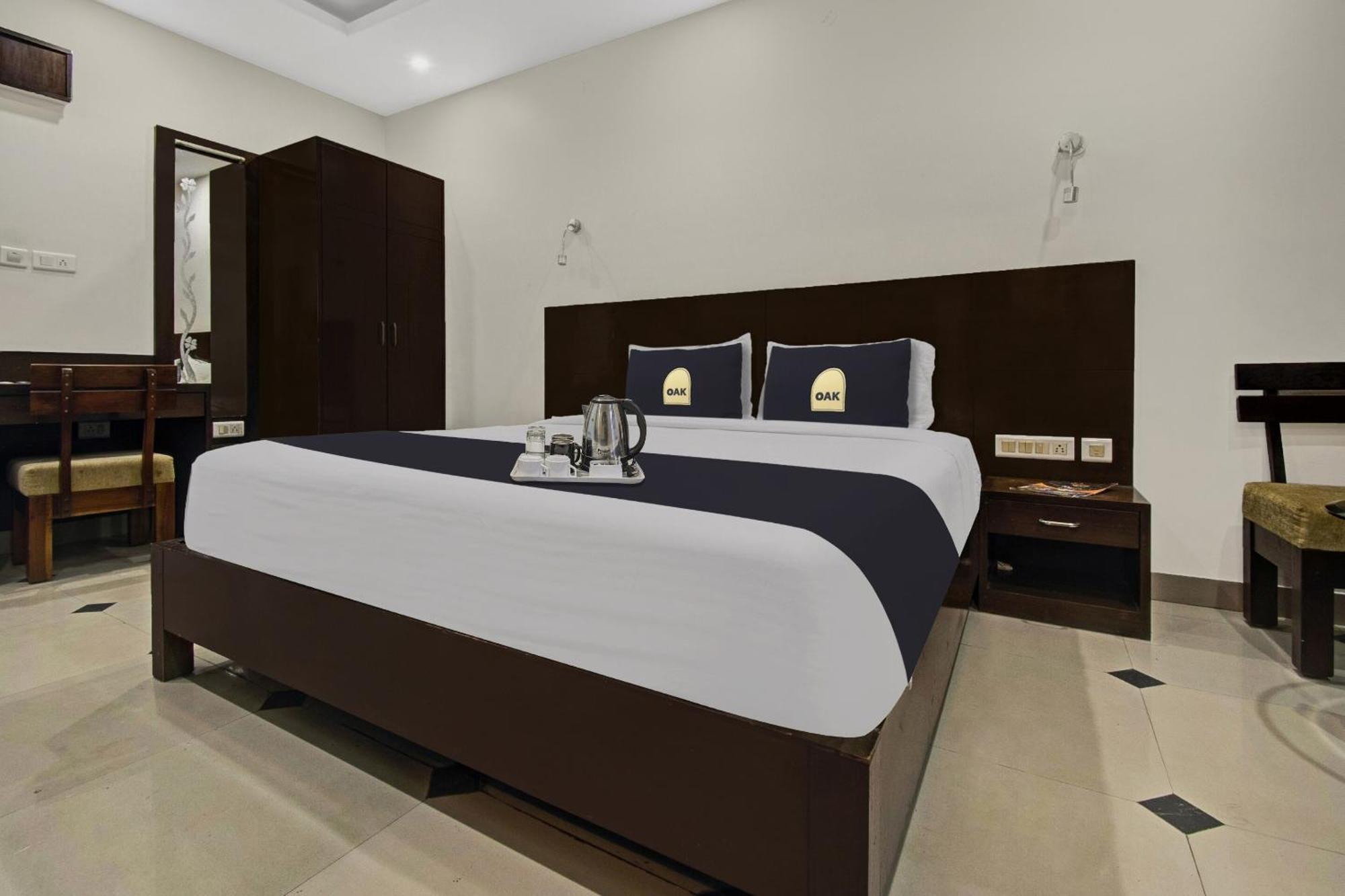 Townhouse Oak Hotel Heritage Heights Jaipur Eksteriør billede
