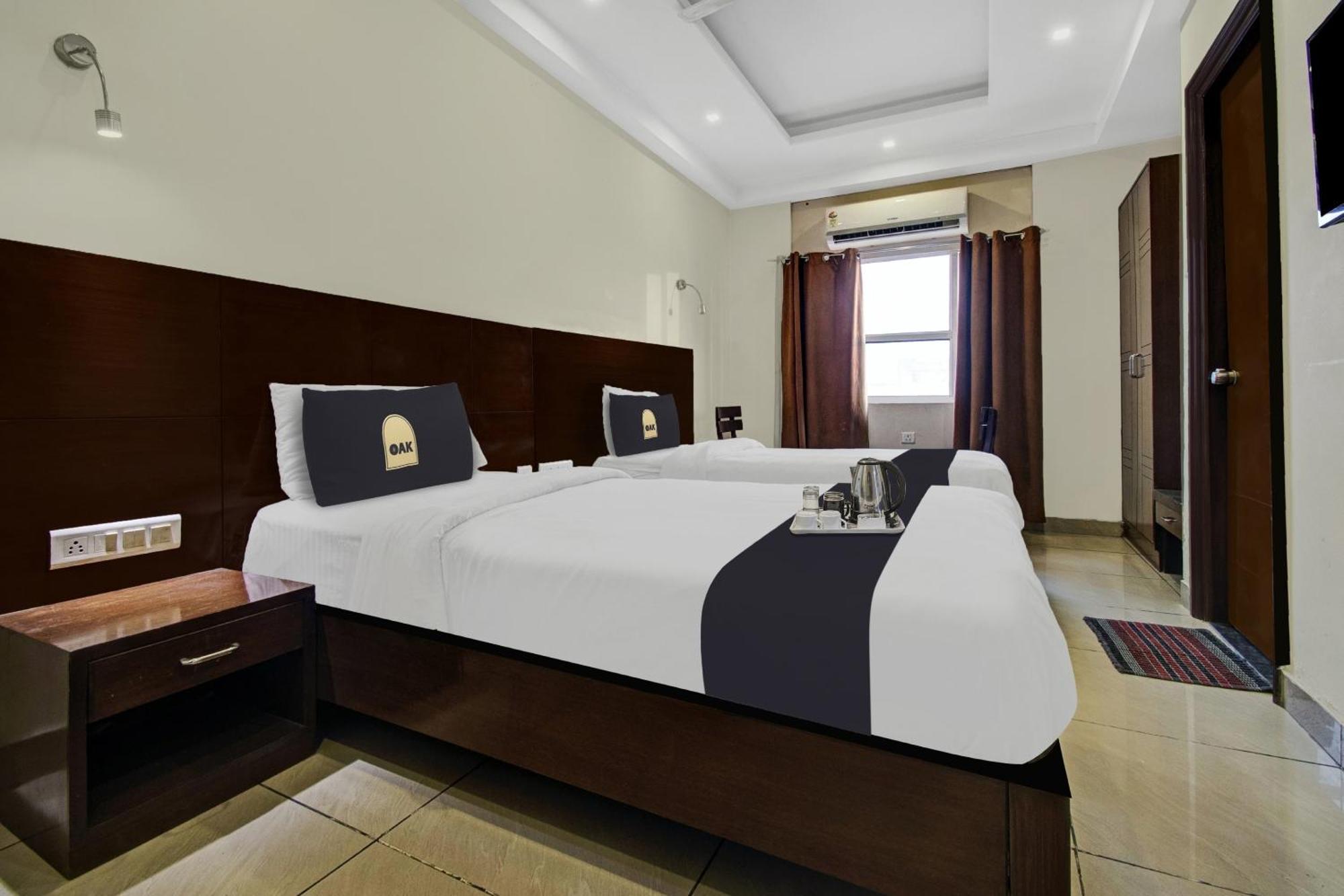 Townhouse Oak Hotel Heritage Heights Jaipur Eksteriør billede