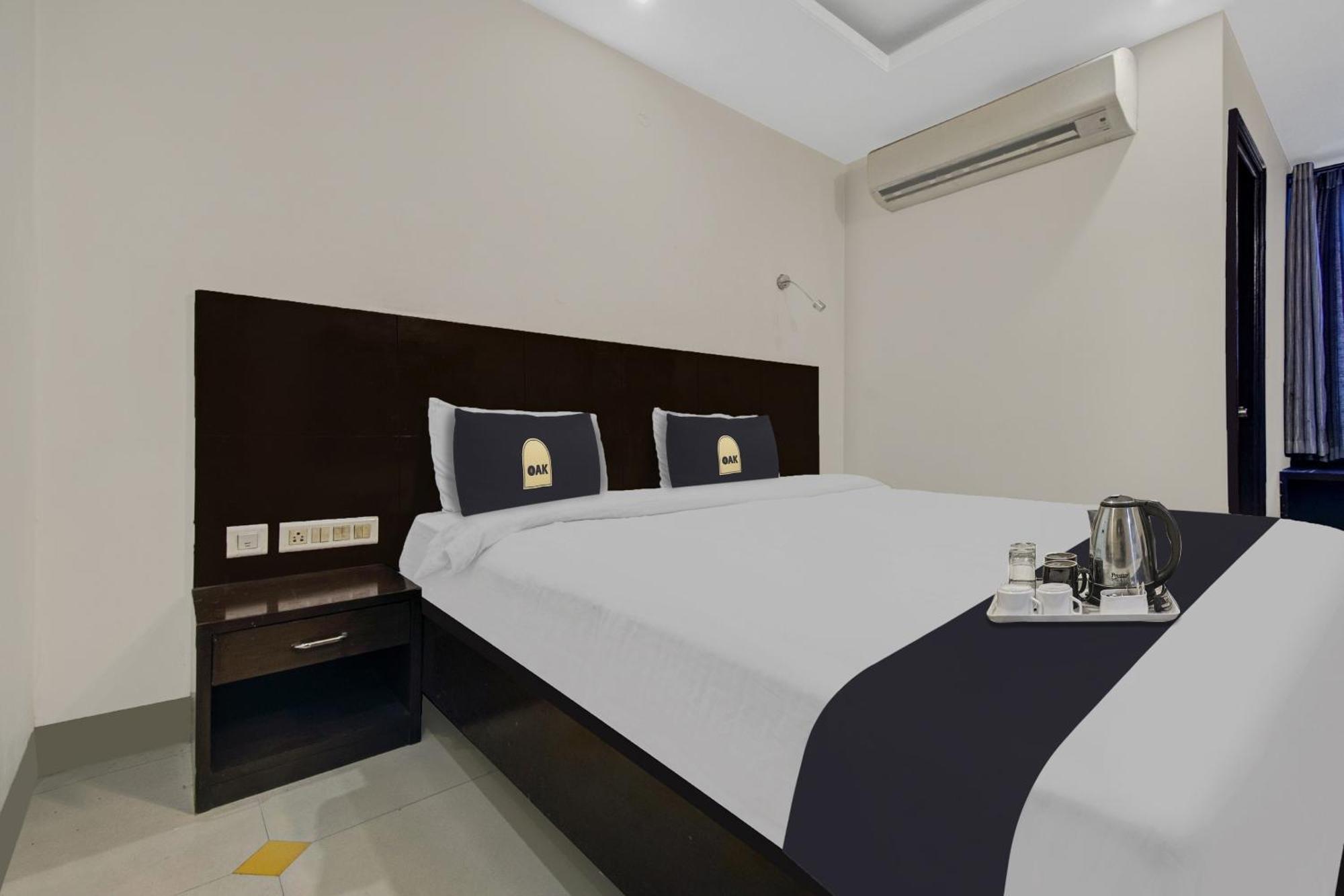 Townhouse Oak Hotel Heritage Heights Jaipur Eksteriør billede